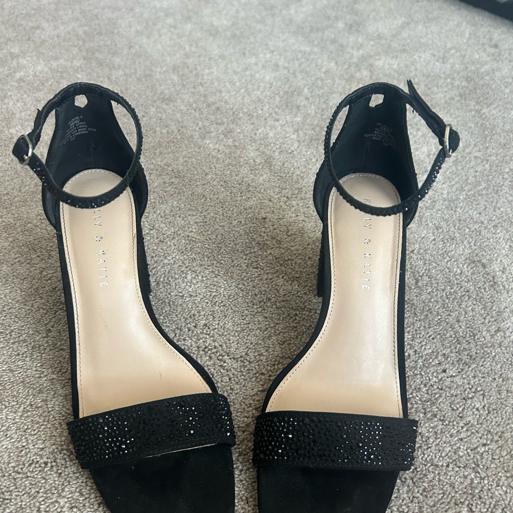 New Women’s Size 9 Kelly & Katie Black Jewel Heels